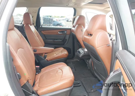 2015 Chevrolet Traverse Ltz z USA, uszkodzony, nr VIN 1GNKVJKD0FJ147039